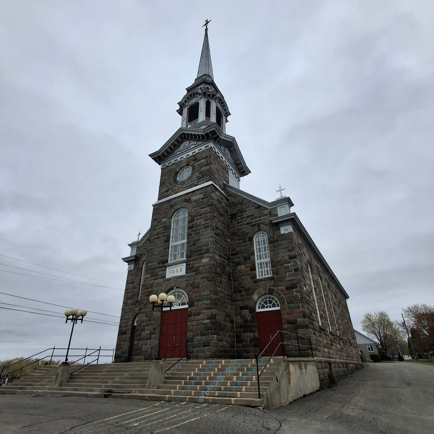 Ancienne Église Notre-Dame-du-Mont-Carmel
