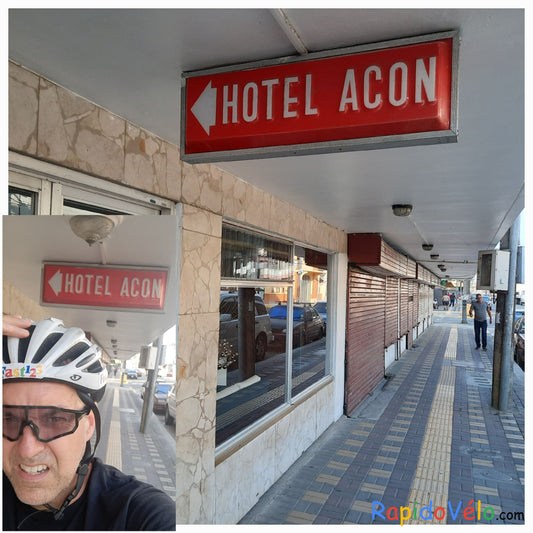 Hotel À Con (Pascal)
