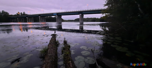 10 Septembre 2021 6H13 (Vue Y2A) Rivière Magog Sherbrooke. Pont Jacques Cartier