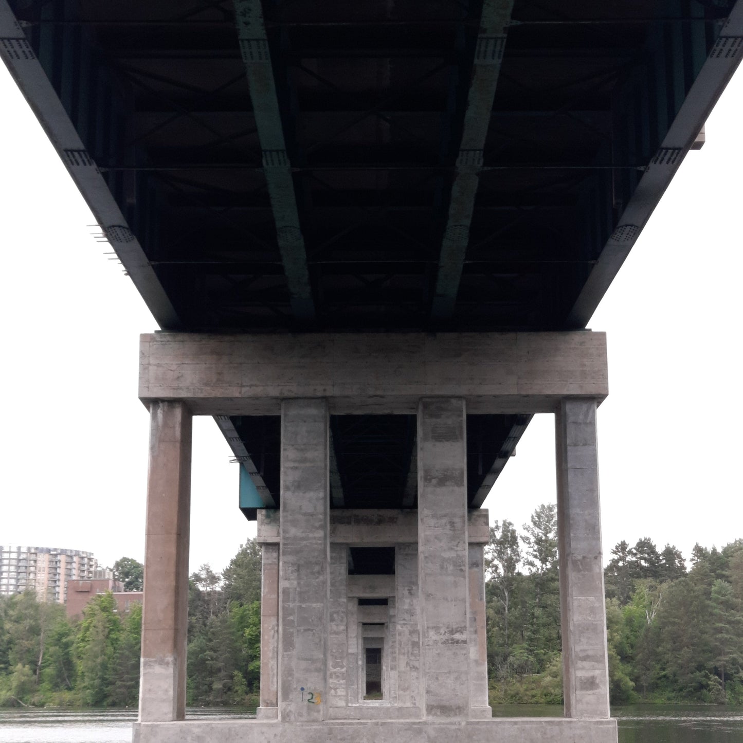 Sherbrooke 13 Juillet 2021 (Vue Spn) Rivière Magog Et Sous Le Pont Jacques Cartier 6H47 Cliquez