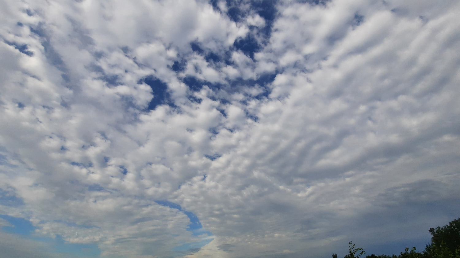 Les Nuages Blanc Du 25 Juin 2021