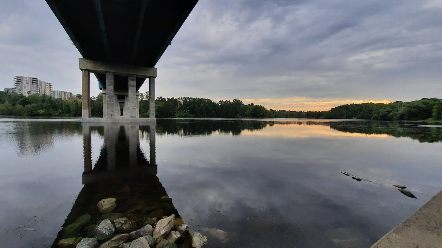 Sherbrooke 13 Juillet 2021 (Vue Spn) Rivière Magog Et Sous Le Pont Jacques Cartier 6H47 Cliquez