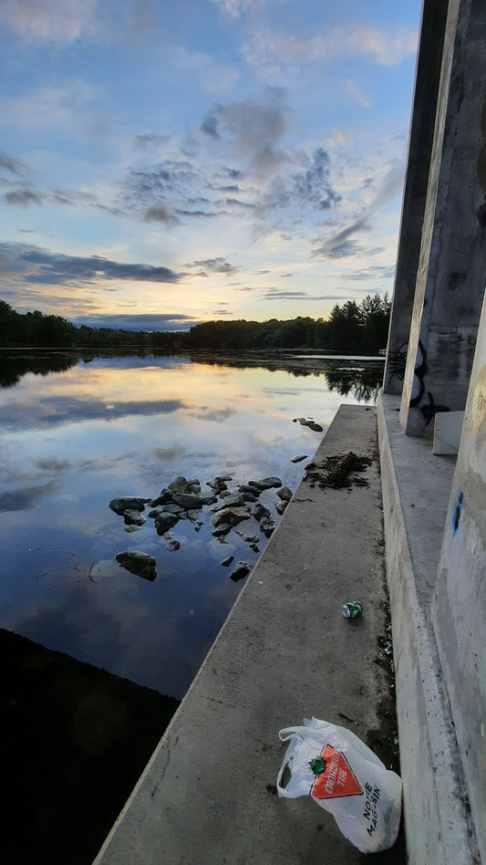 Trouve Les Déchets De Sherbrooke 14 Juillet 2021 (Vue Spne) Rivière Magog Et Pont Jacques Cartier