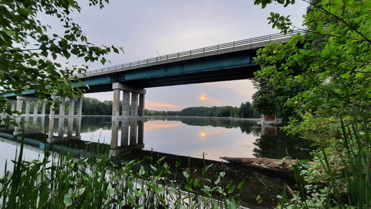 Trouve Le Faible Soleil Pont Jacques Cartier De Sherbrooke 17 Juillet 2021  (Vue K1) 5H59 Cliquez