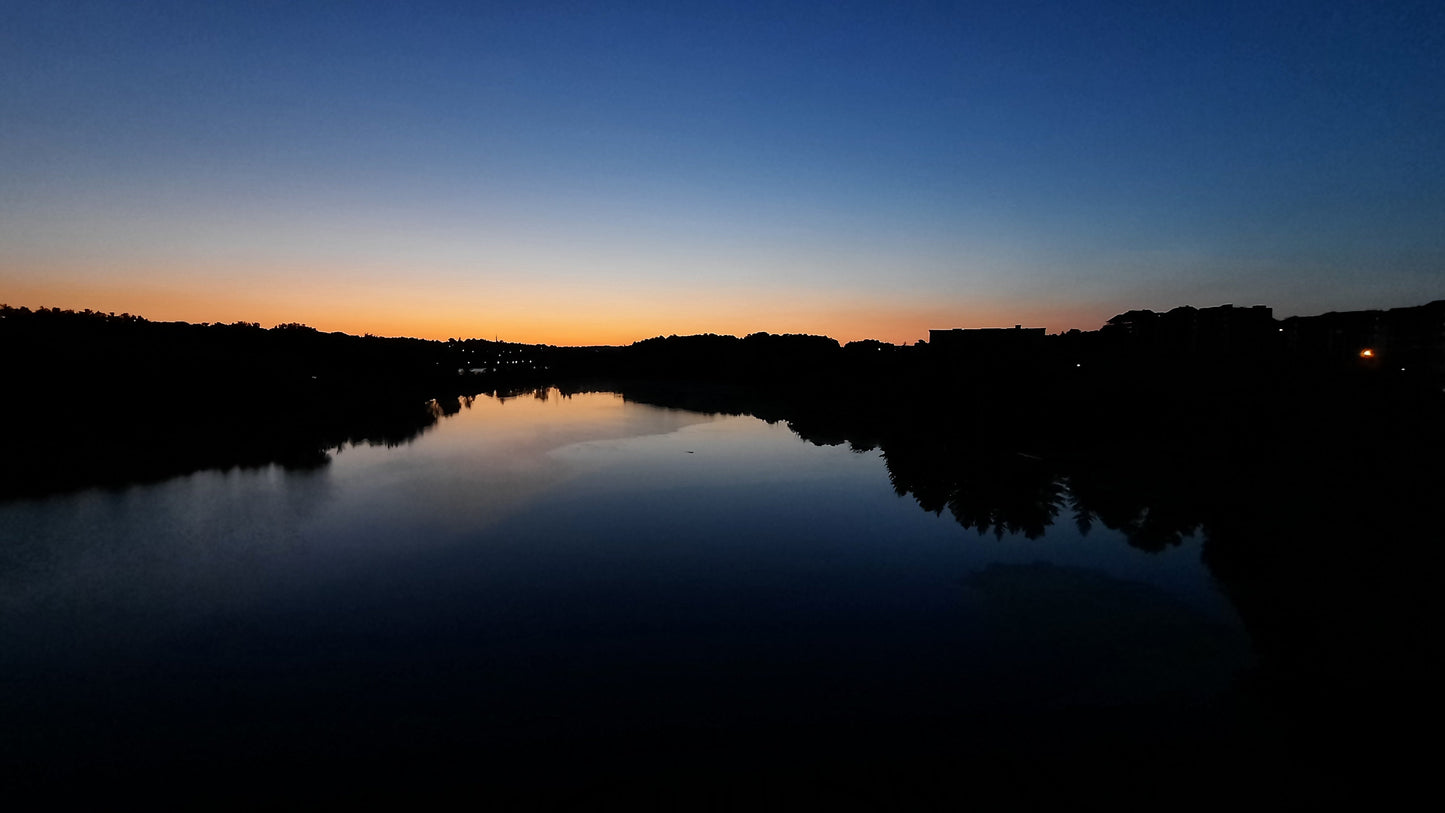 Aube Sherbrooke 24 Juillet 2021 (Vue Sure) Rivière Magog