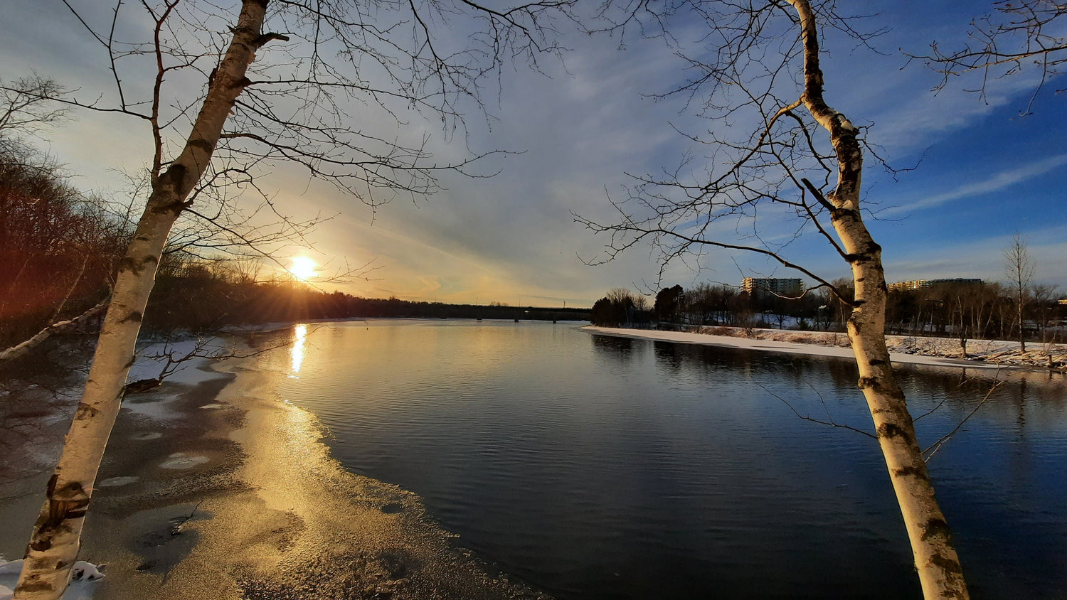 Coucher De Soleil Sur La Rivière Magog 21 Décembre 2021 15H27 (Vue 2.1)