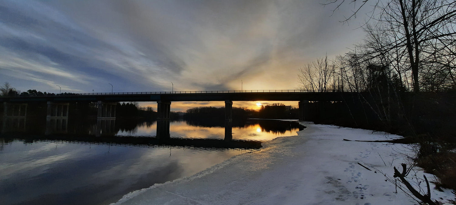 2022-04-03 (Vue T1) Le Soleil Et Le Pont