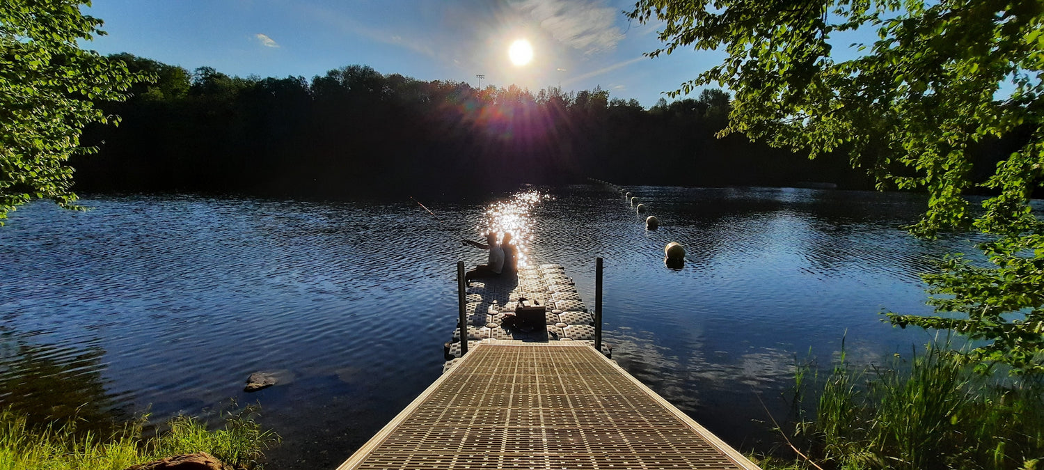 2022-07-04 (Vue Q5) Trouve Les 2 Pêcheurs