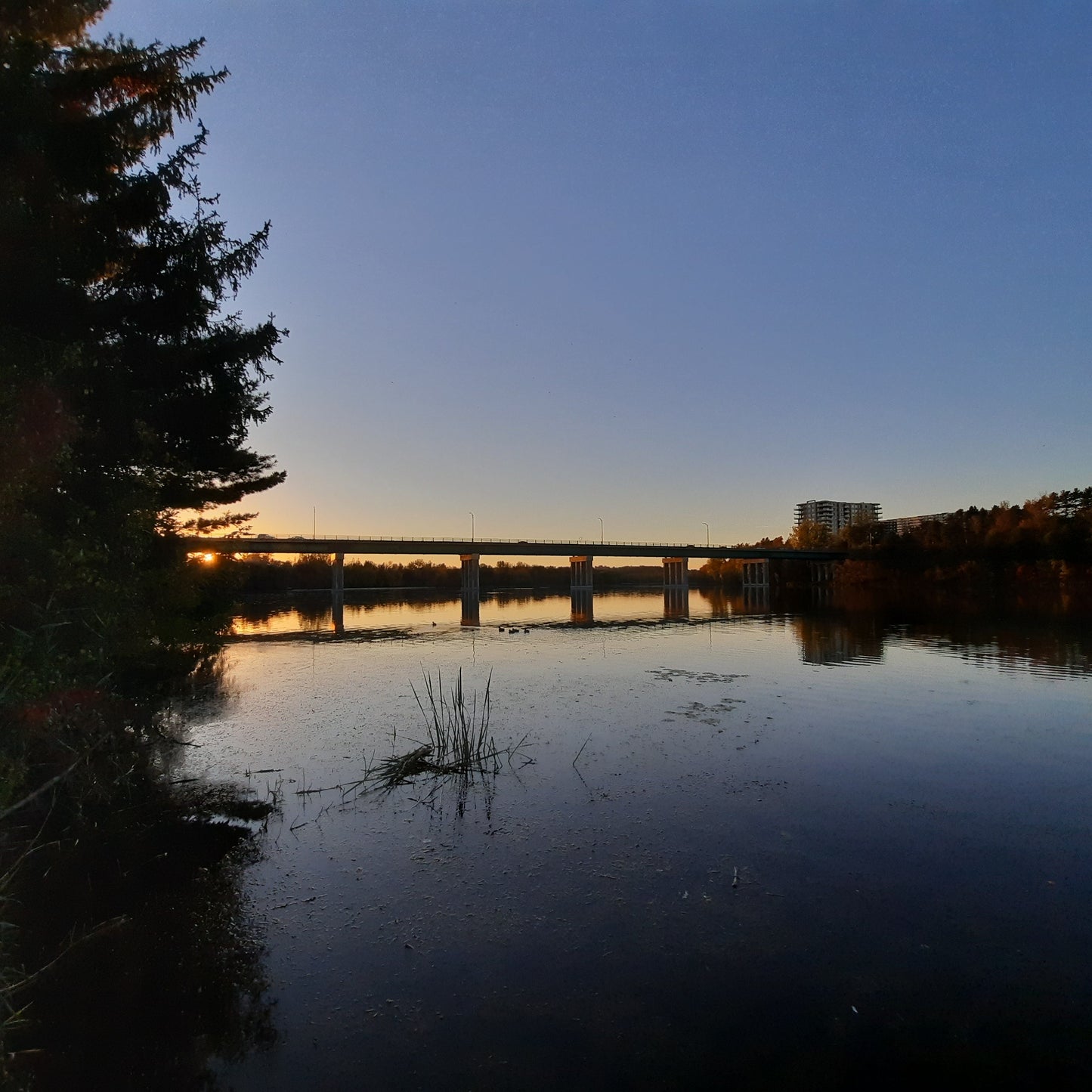 2022-10-05 18:03 Crépuscule (Vue P1)