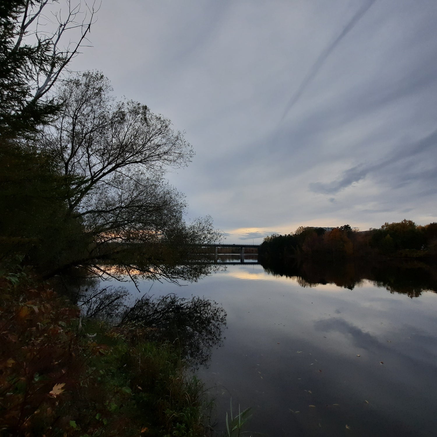 Crépuscule Du 12 Octobre 2022 #Sherbrooke À 17H52 (Vue S1)