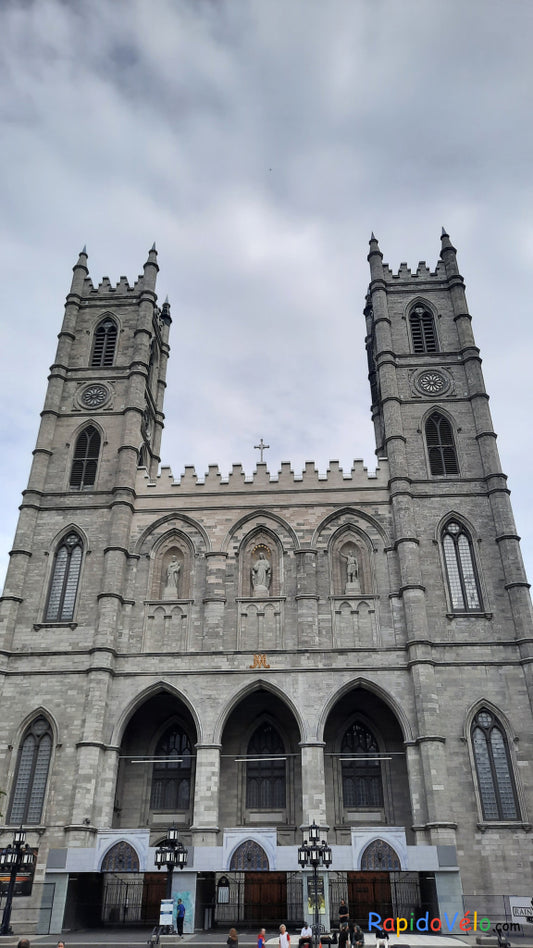 Basilique Notre-Dame 7 Juillet 2021 À Montréal