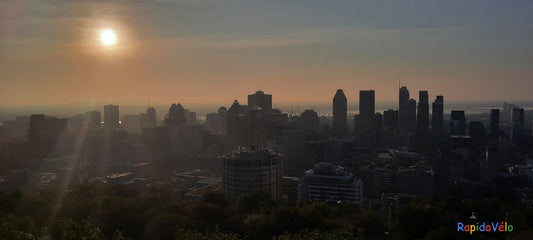 Lever De Soleil Sur Le Mont-Royal 13 Août 2021 6H49 Dans Smog Montreal