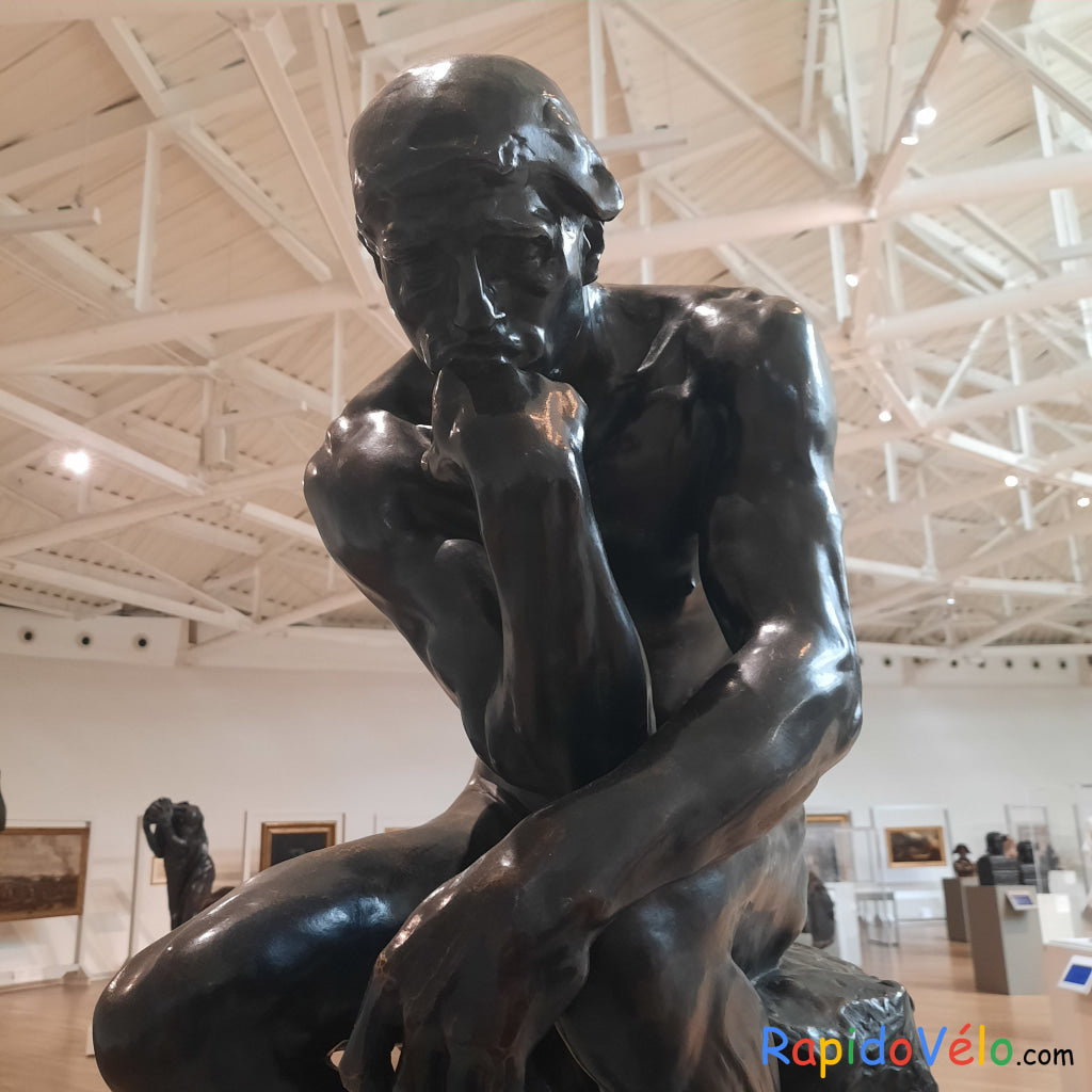 Musée Soumaya Et Le Penseur De Rodin (3 Photos)