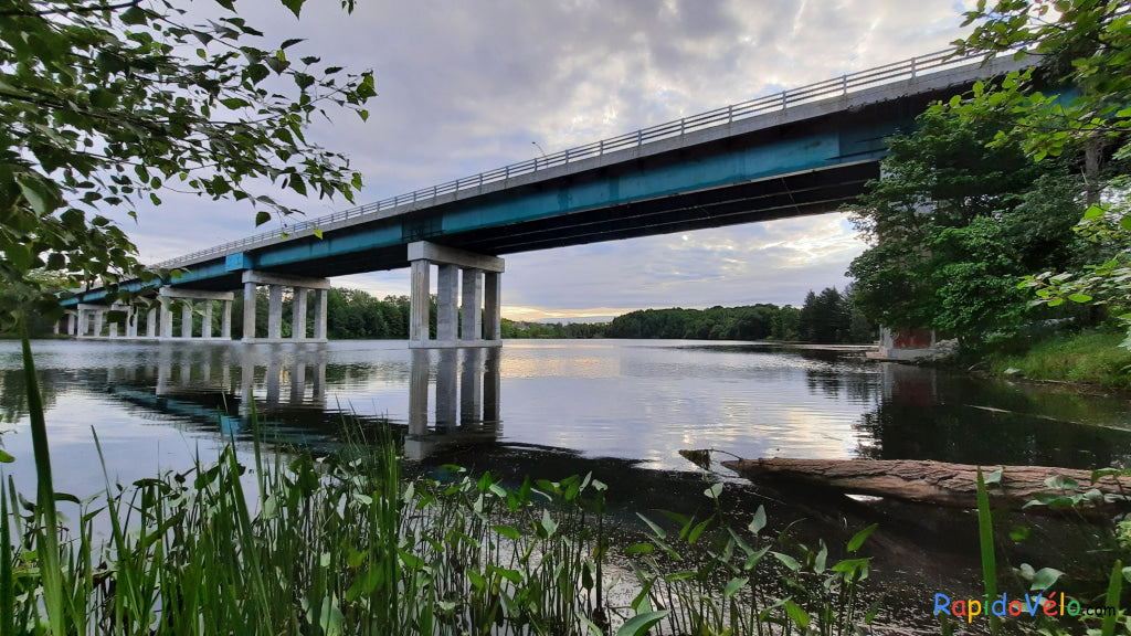Sherbrooke Pont Jacques-Cartier 3 Juillet 2021 (Vue K1) 6H04