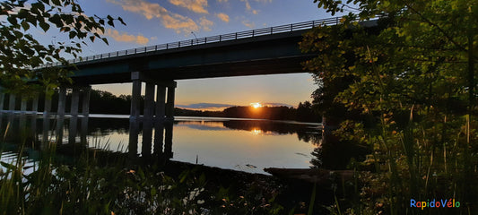 Soleil Et Pont Jacques Cartier De Sherbrooke 3 Août 2021 6H00 (Vue K1)